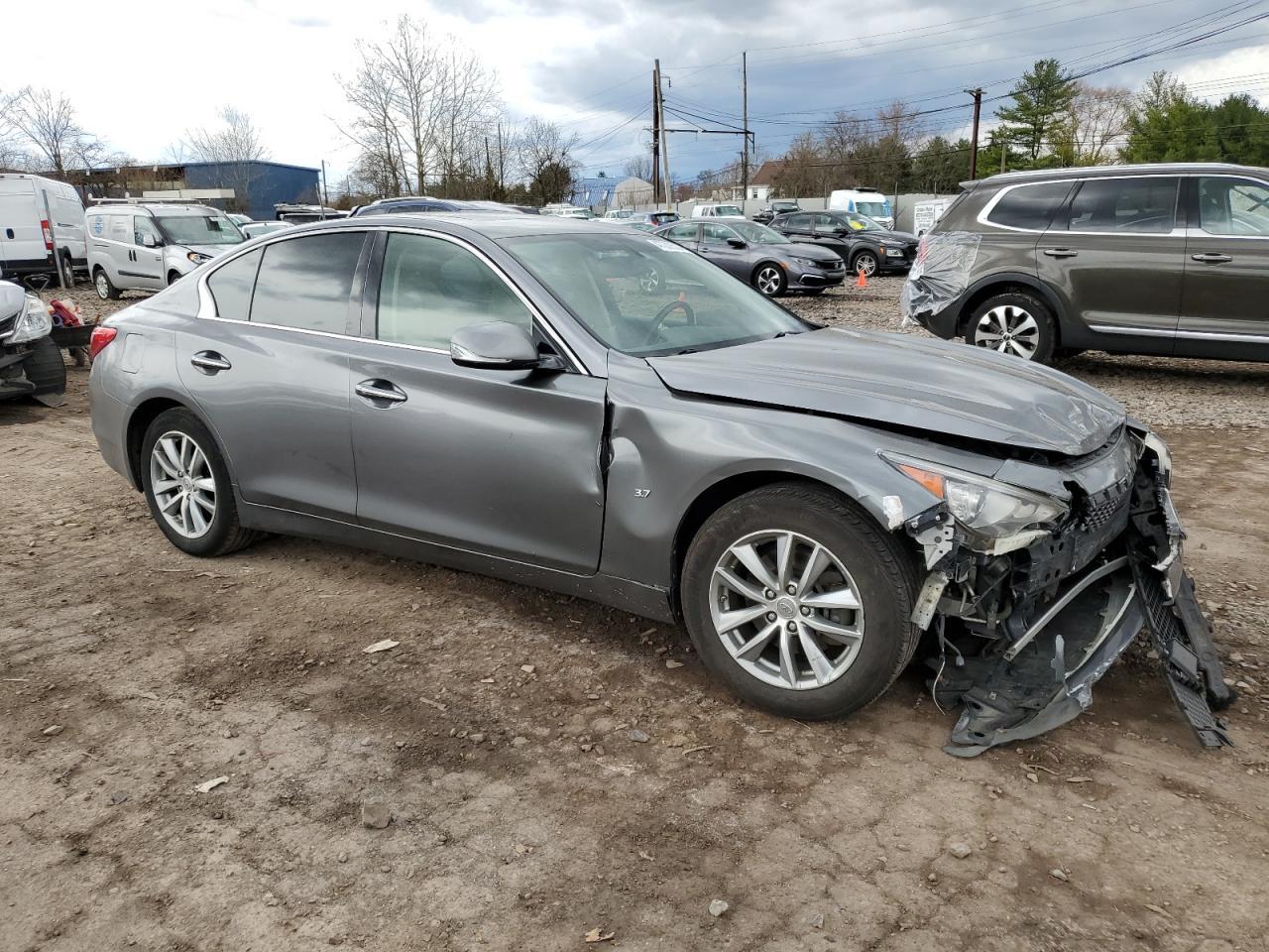 2015 INFINITI Q50 BASE - Фото 4