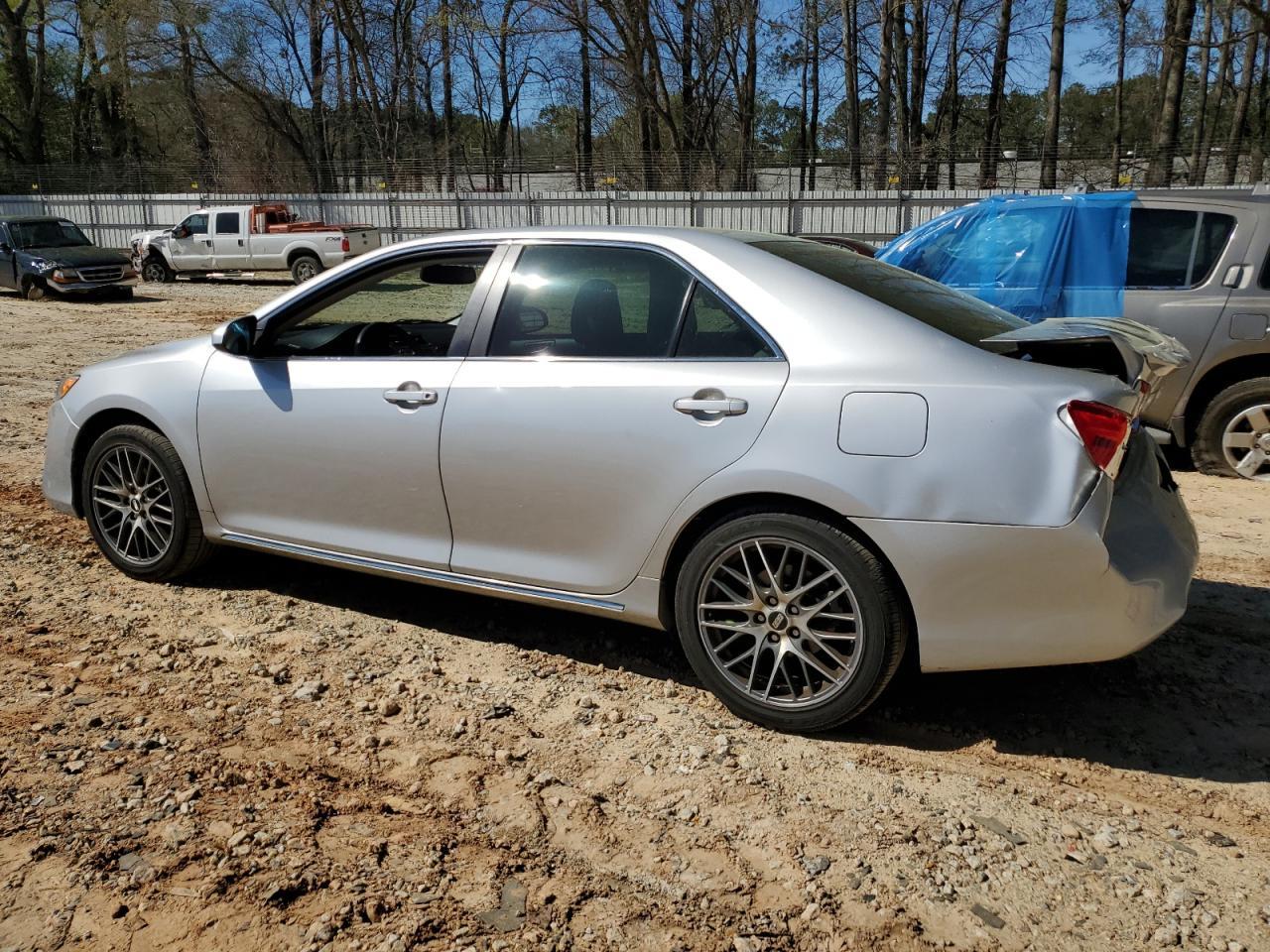 2012 TOYOTA CAMRY BASE - Фото 2