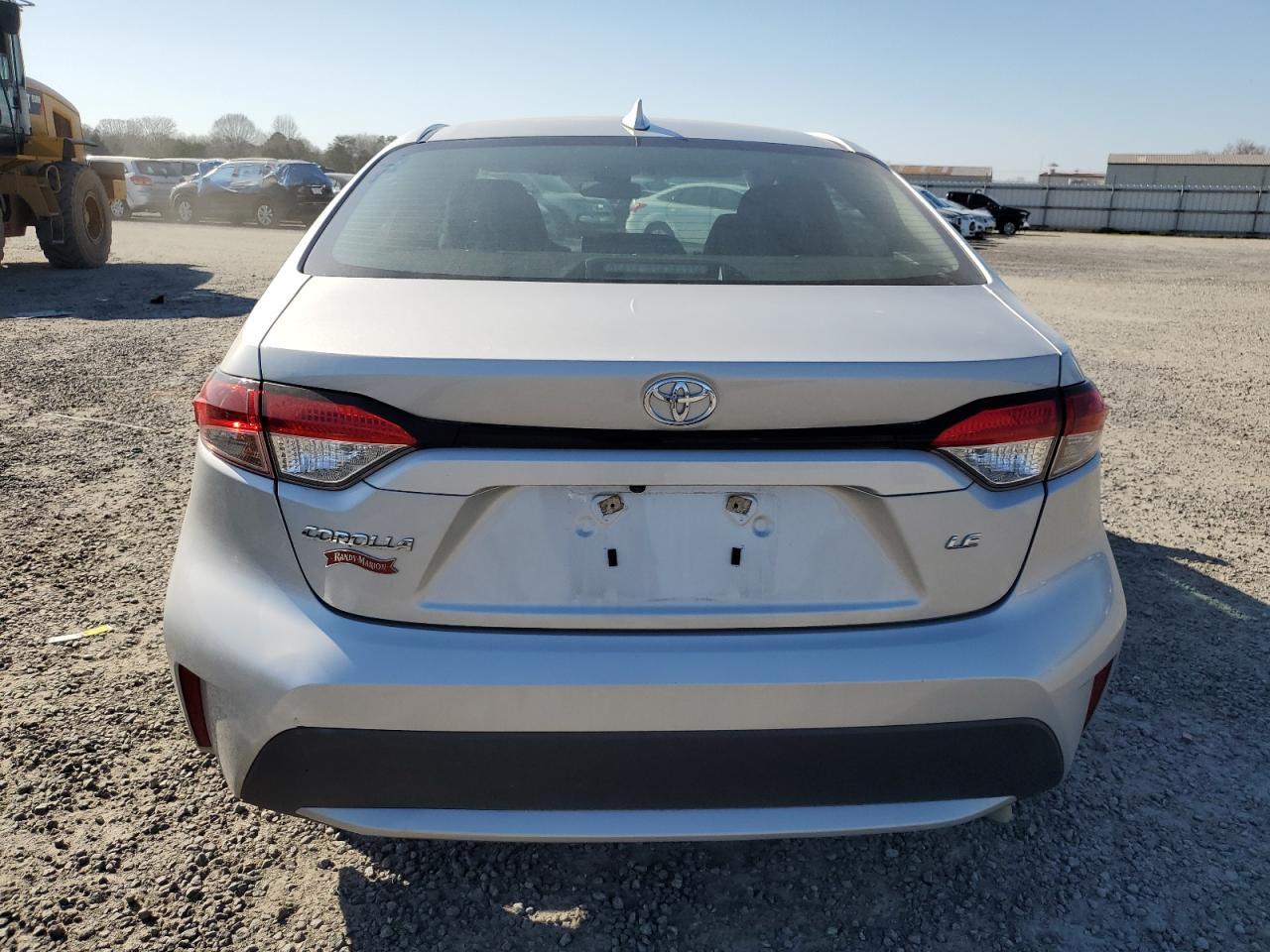 2021 TOYOTA COROLLA LE - Фото 6