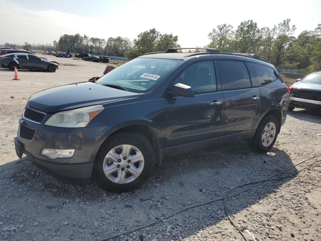 2011 CHEVROLET TRAVERSE L