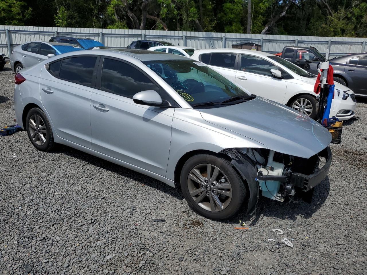 2018 HYUNDAI ELANTRA SE - Image 4