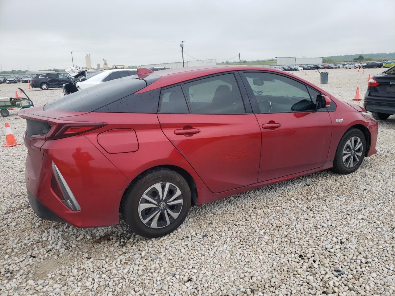 2018 TOYOTA PRIUS PRIM - Image 3