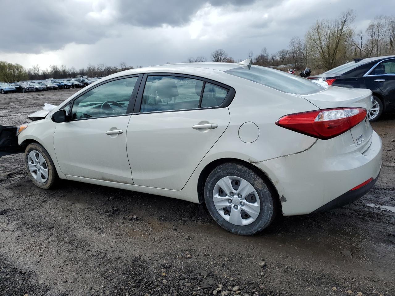 2015 KIA FORTE LX - Фото 2