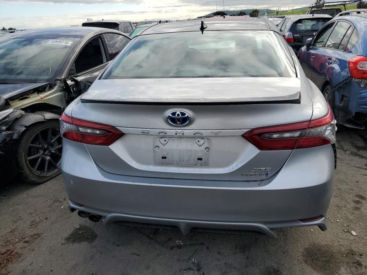 2021 TOYOTA CAMRY XSE - Image 6