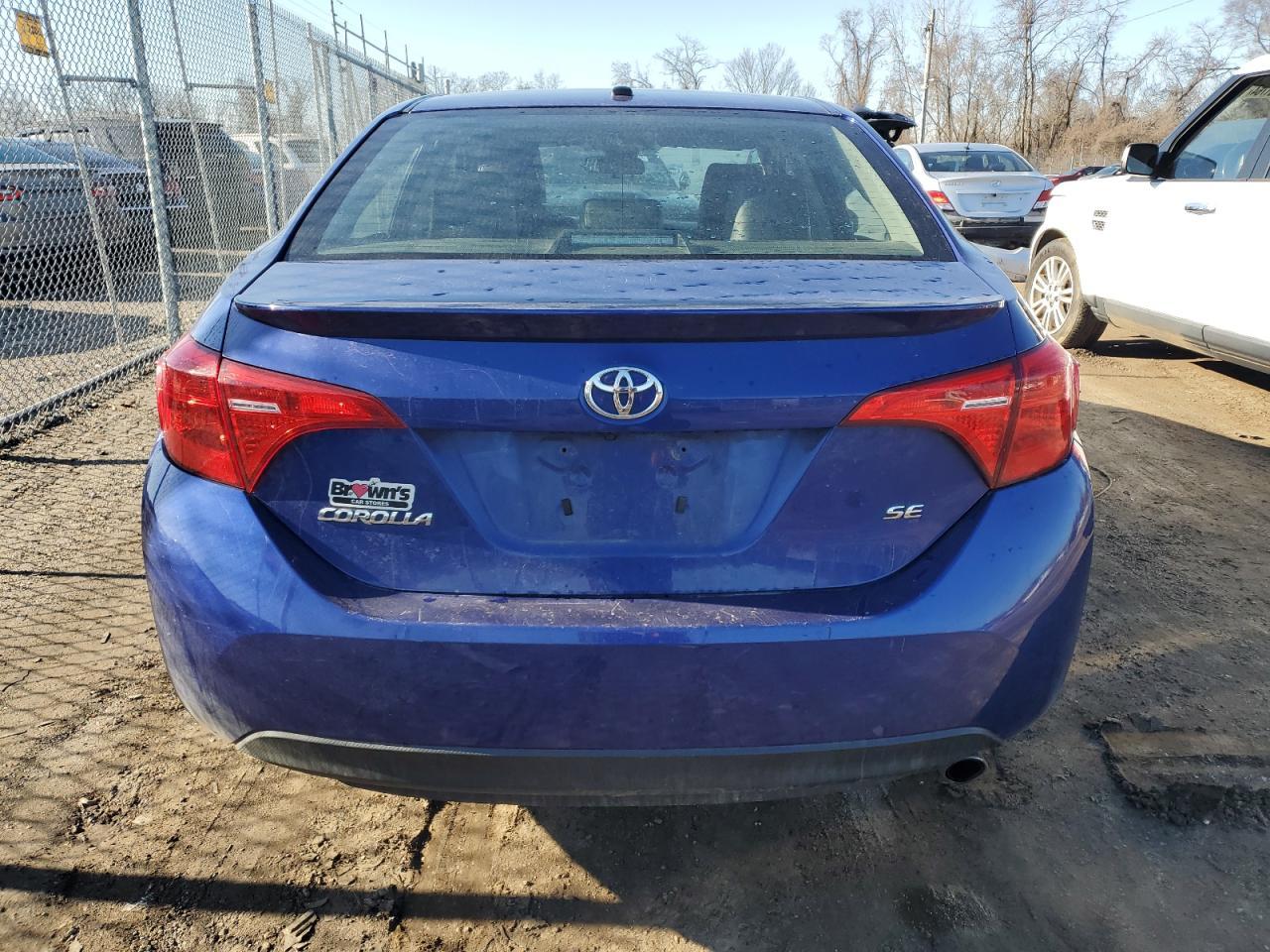 2018 TOYOTA COROLLA L - Image 6
