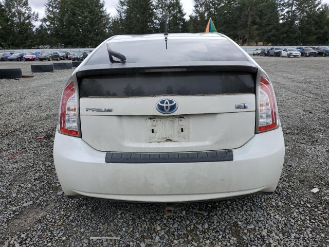 2013 Toyota Prius - Image 6