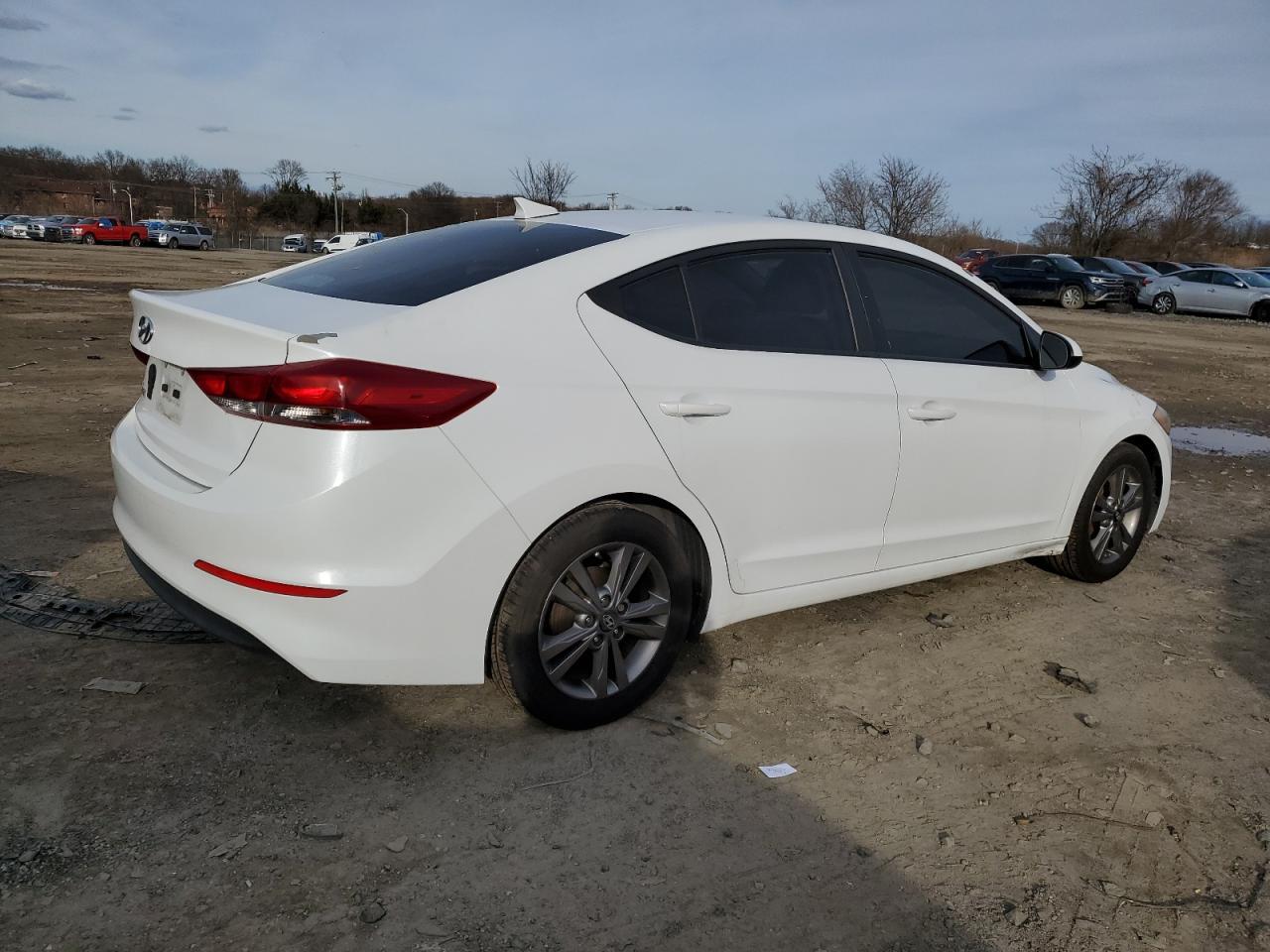 2017 HYUNDAI ELANTRA SE - Image 3