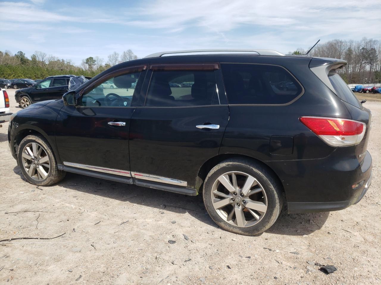 2013 NISSAN PATHFINDER - Image 2