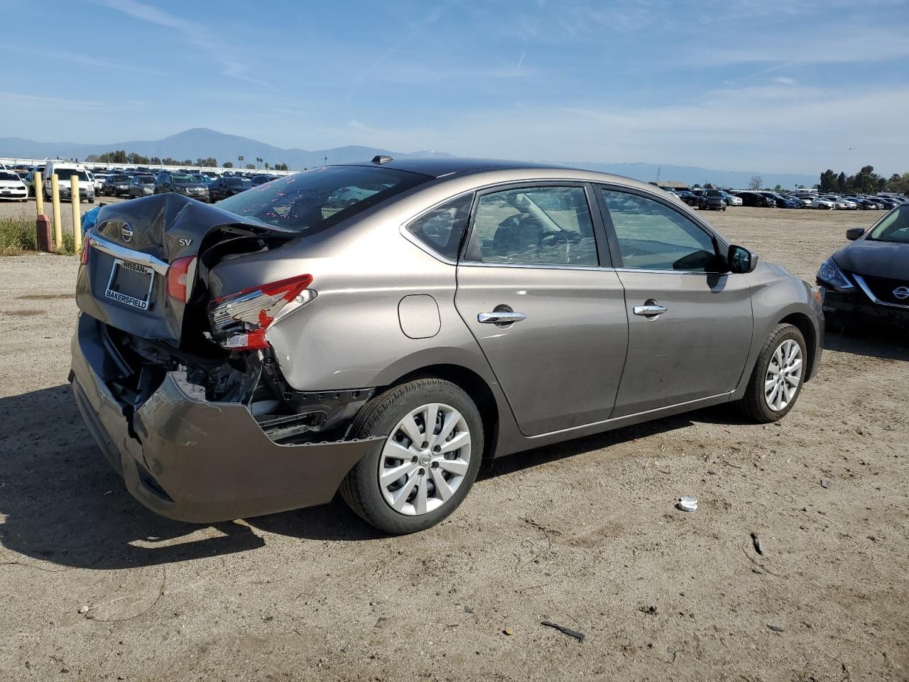 2016 NISSAN SENTRA S - Фото 3