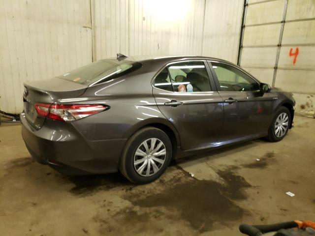 2019 Toyota Camry Le - Фото 3