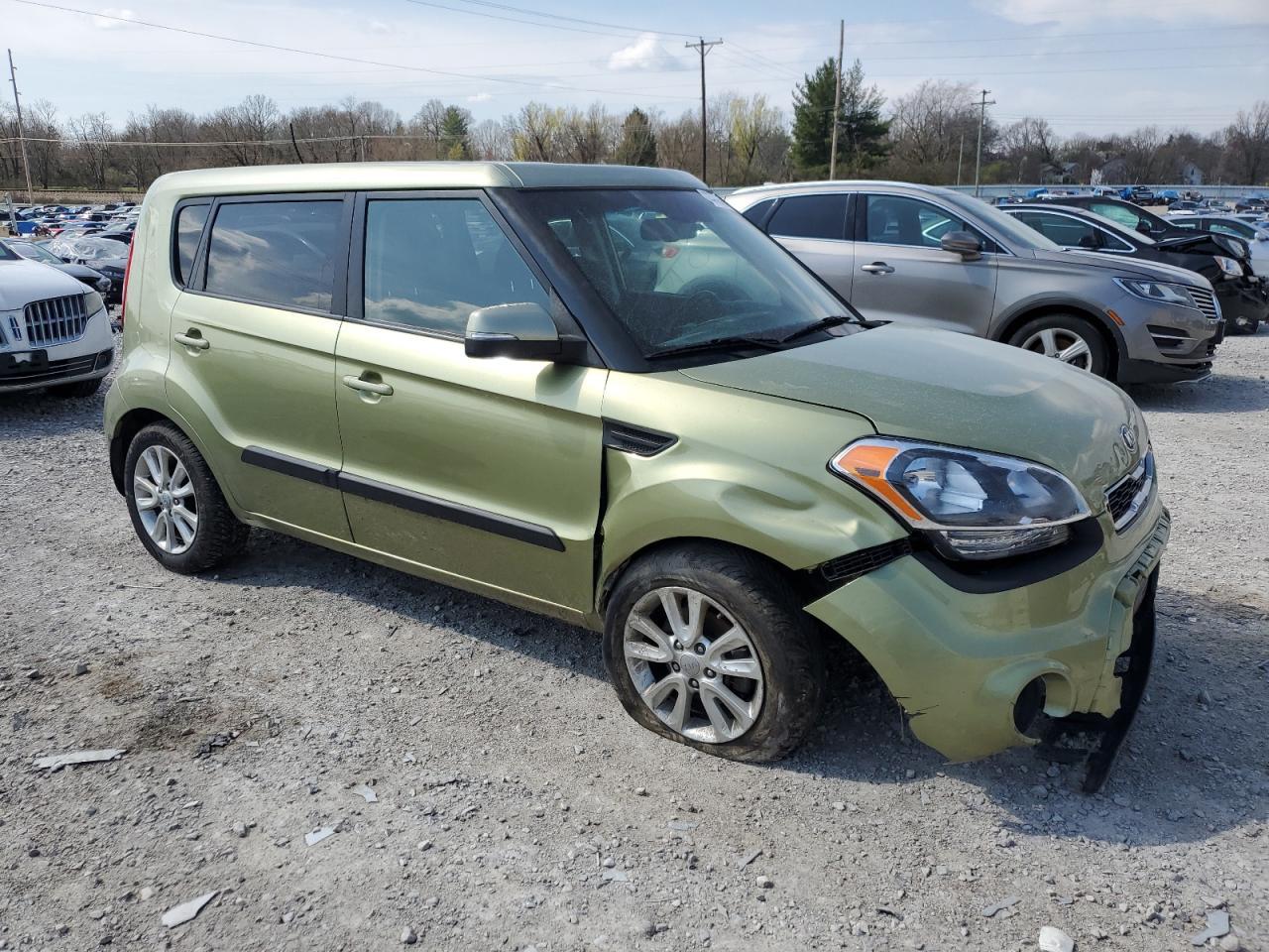 2013 KIA SOUL + - Image 4