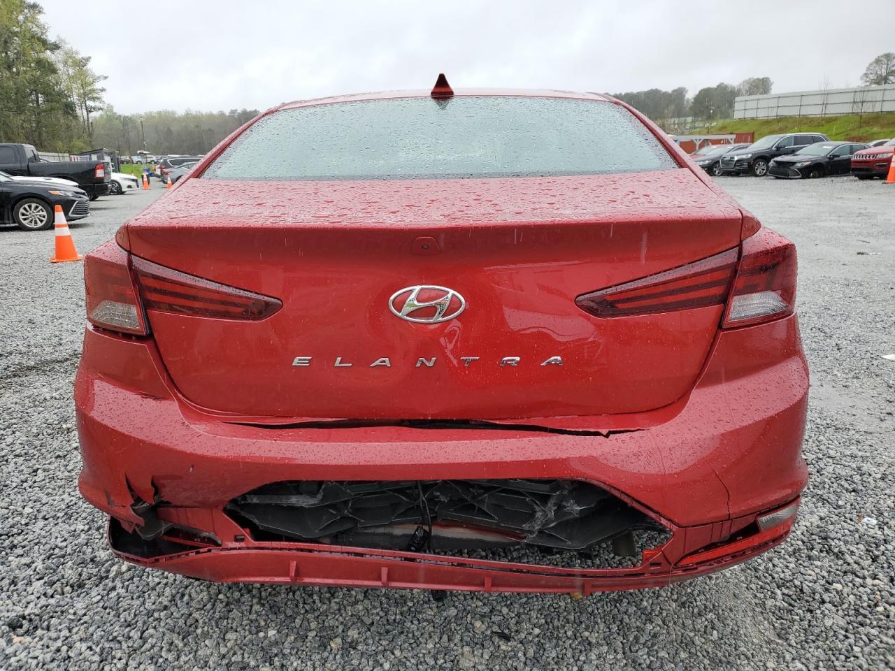2019 HYUNDAI ELANTRA SE - Фото 6