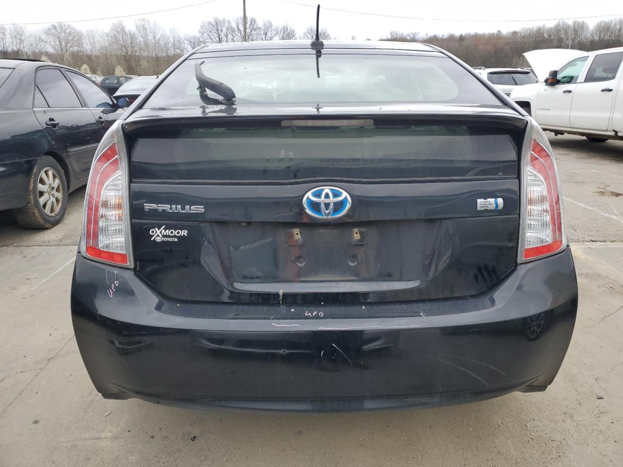 2015 TOYOTA PRIUS - Фото 6