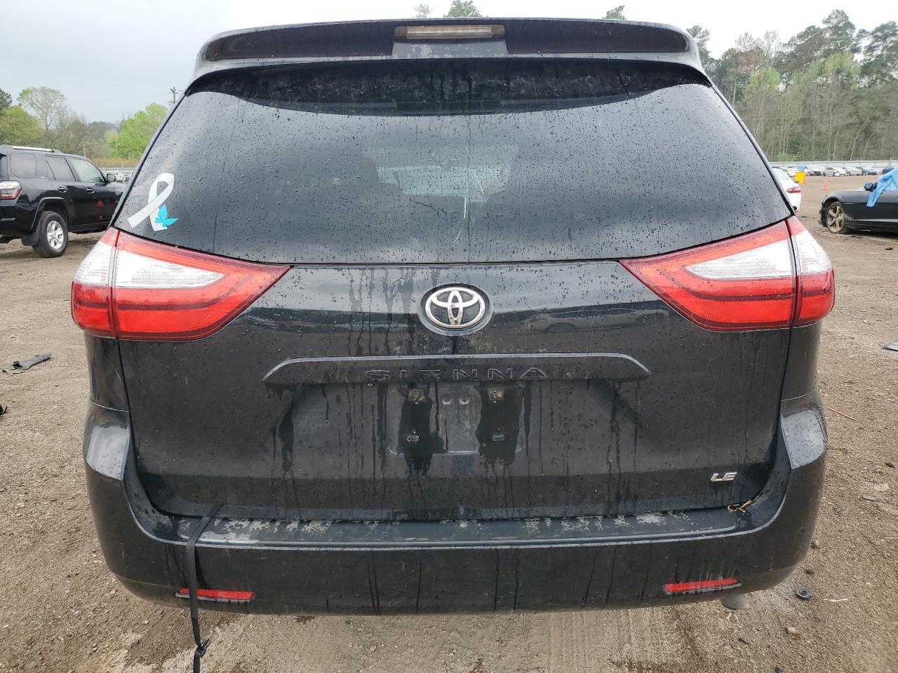 2015 TOYOTA SIENNA LE - Фото 6