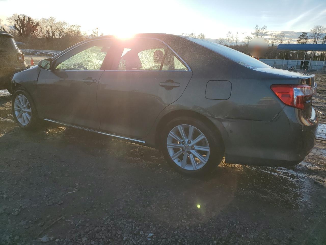 2012 TOYOTA CAMRY - Image 2