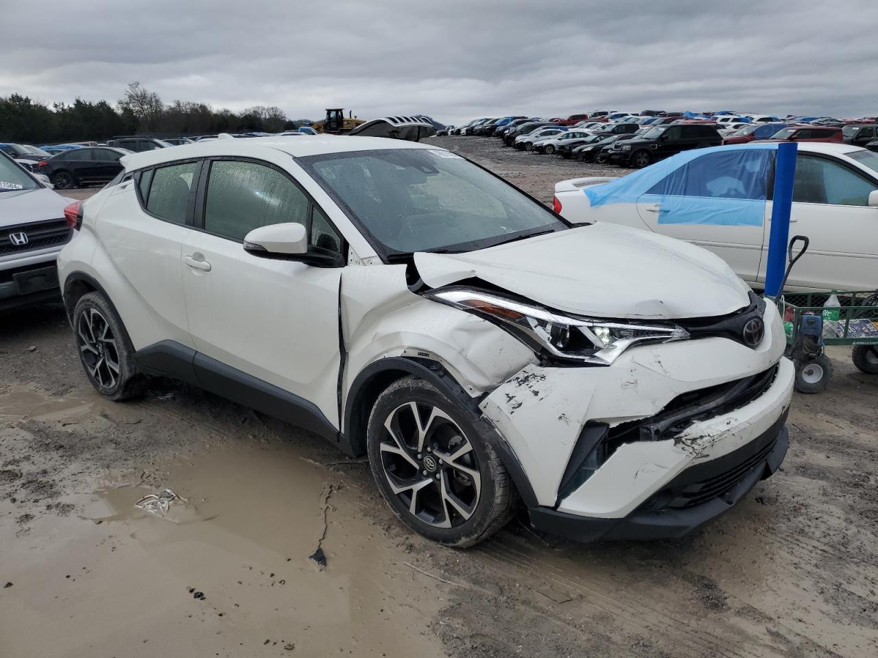 2019 TOYOTA C-HR XLE - Фото 4