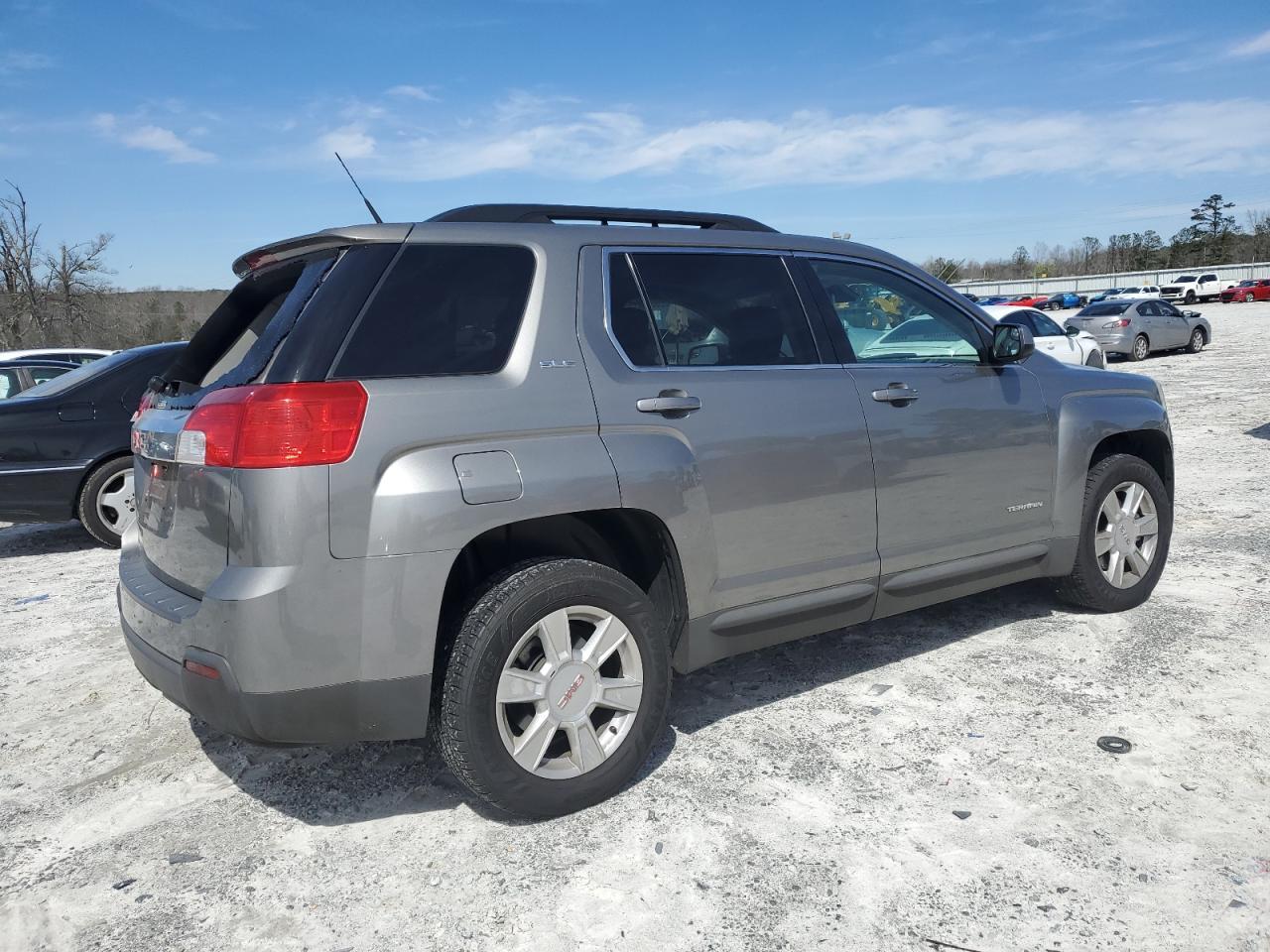 2012 GMC TERRAIN SL - Image 3