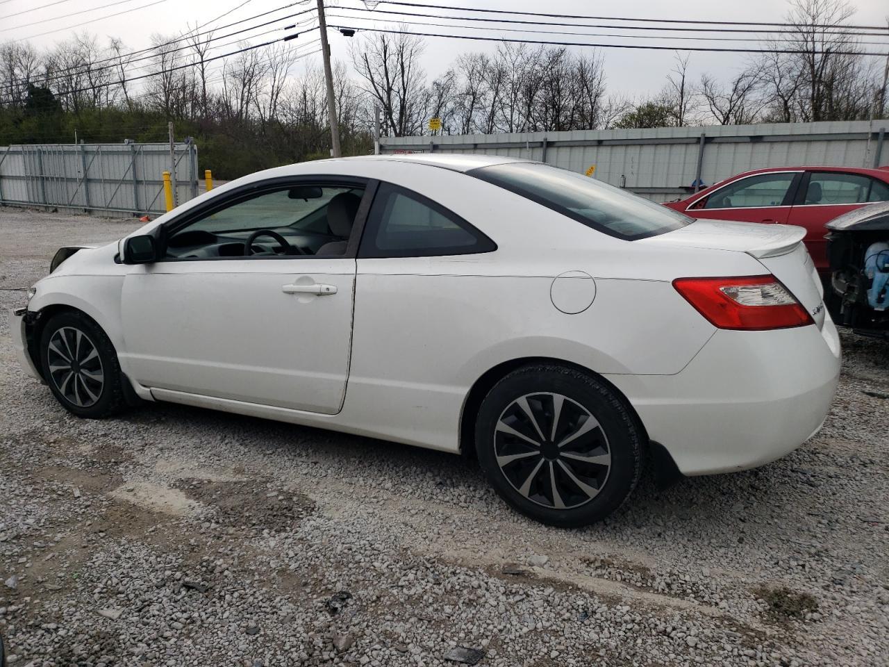 2011 HONDA CIVIC LX - Image 2