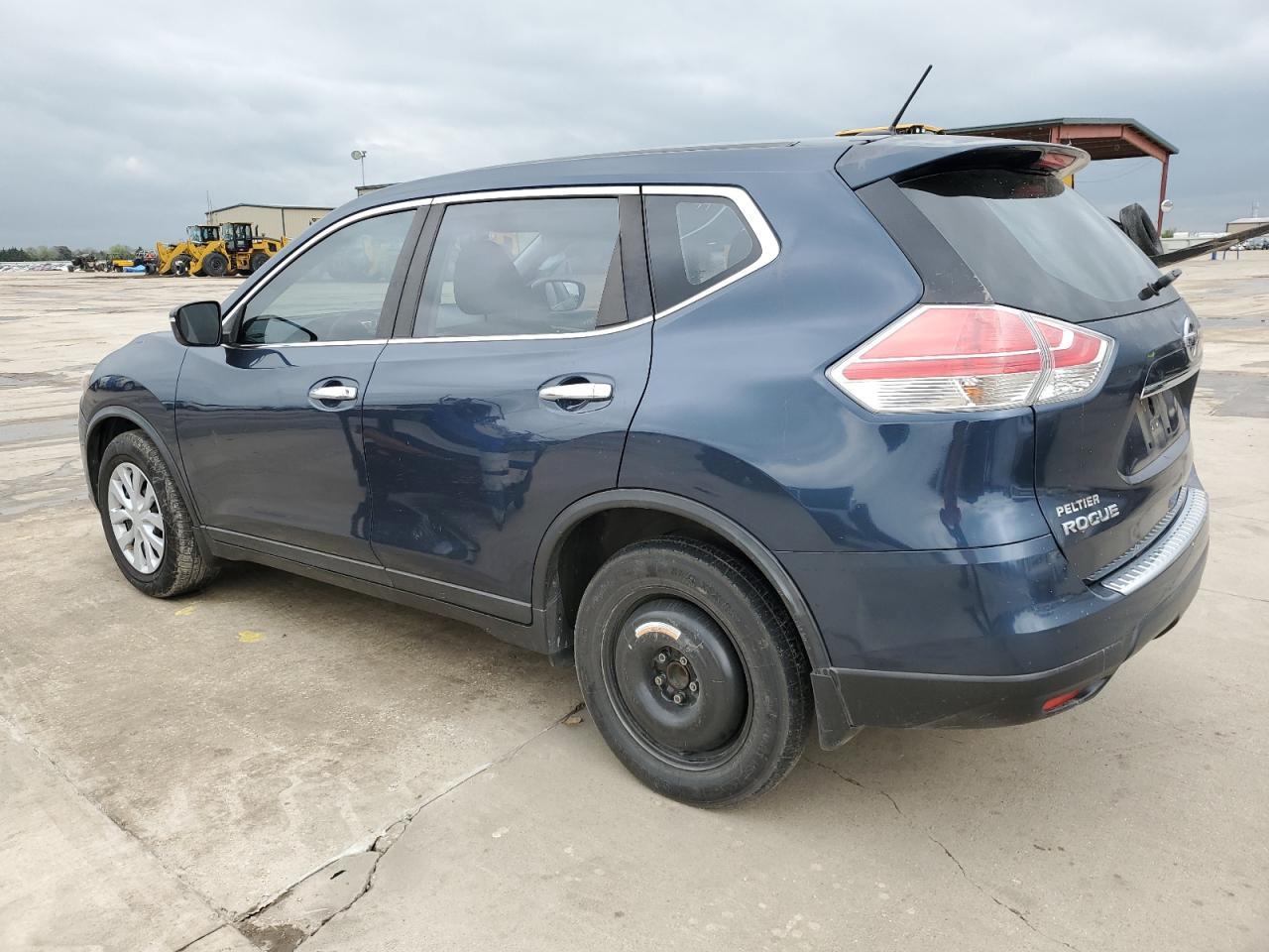 2015 NISSAN ROGUE S - Фото 2