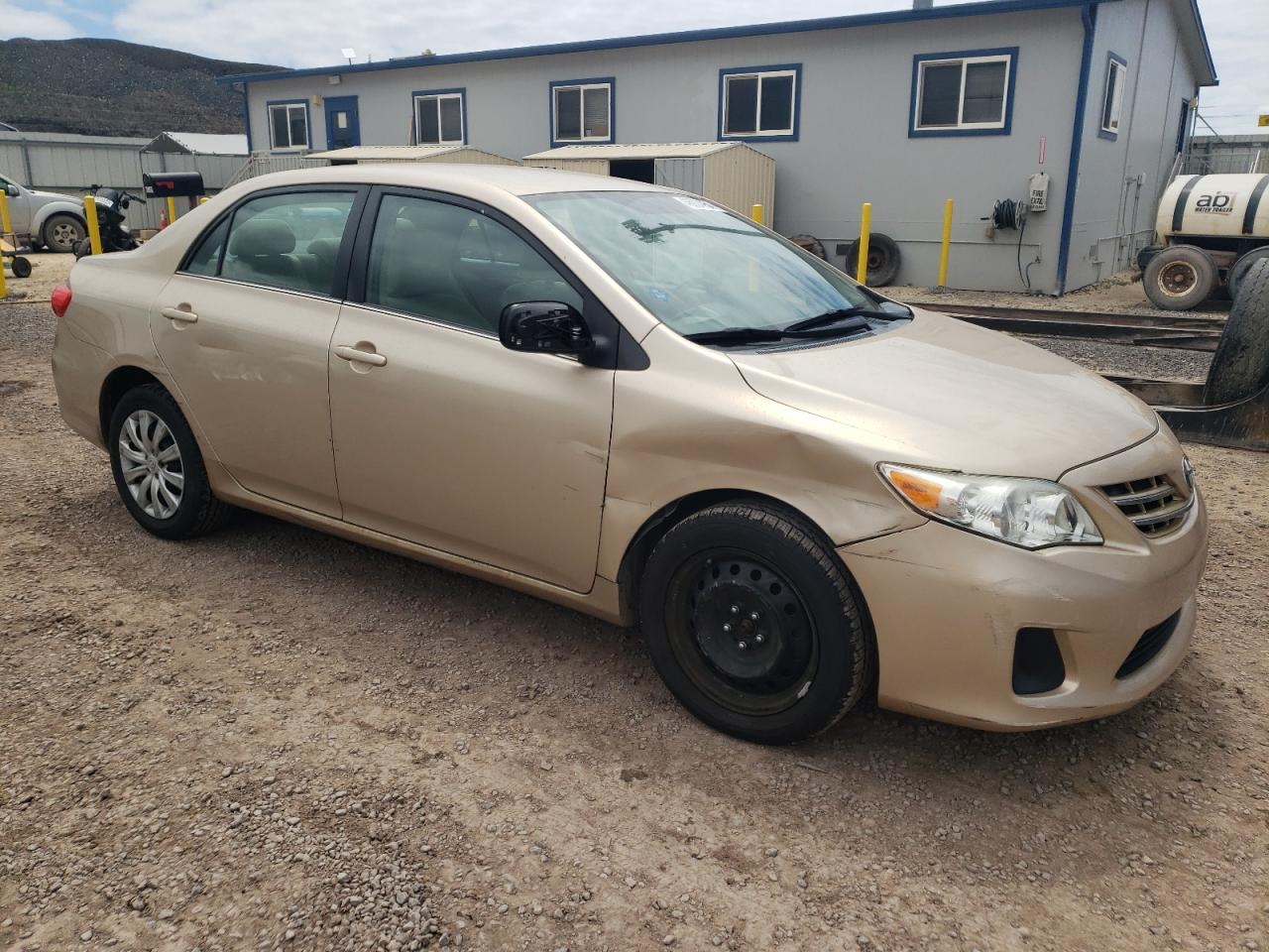 2013 TOYOTA COROLLA BA - Фото 4