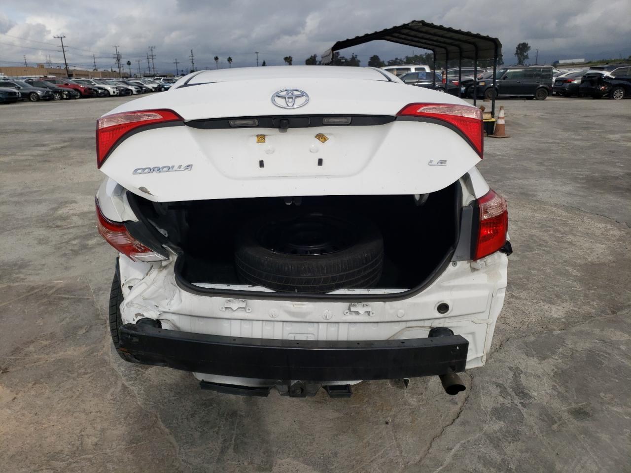 2019 TOYOTA COROLLA L - Image 6