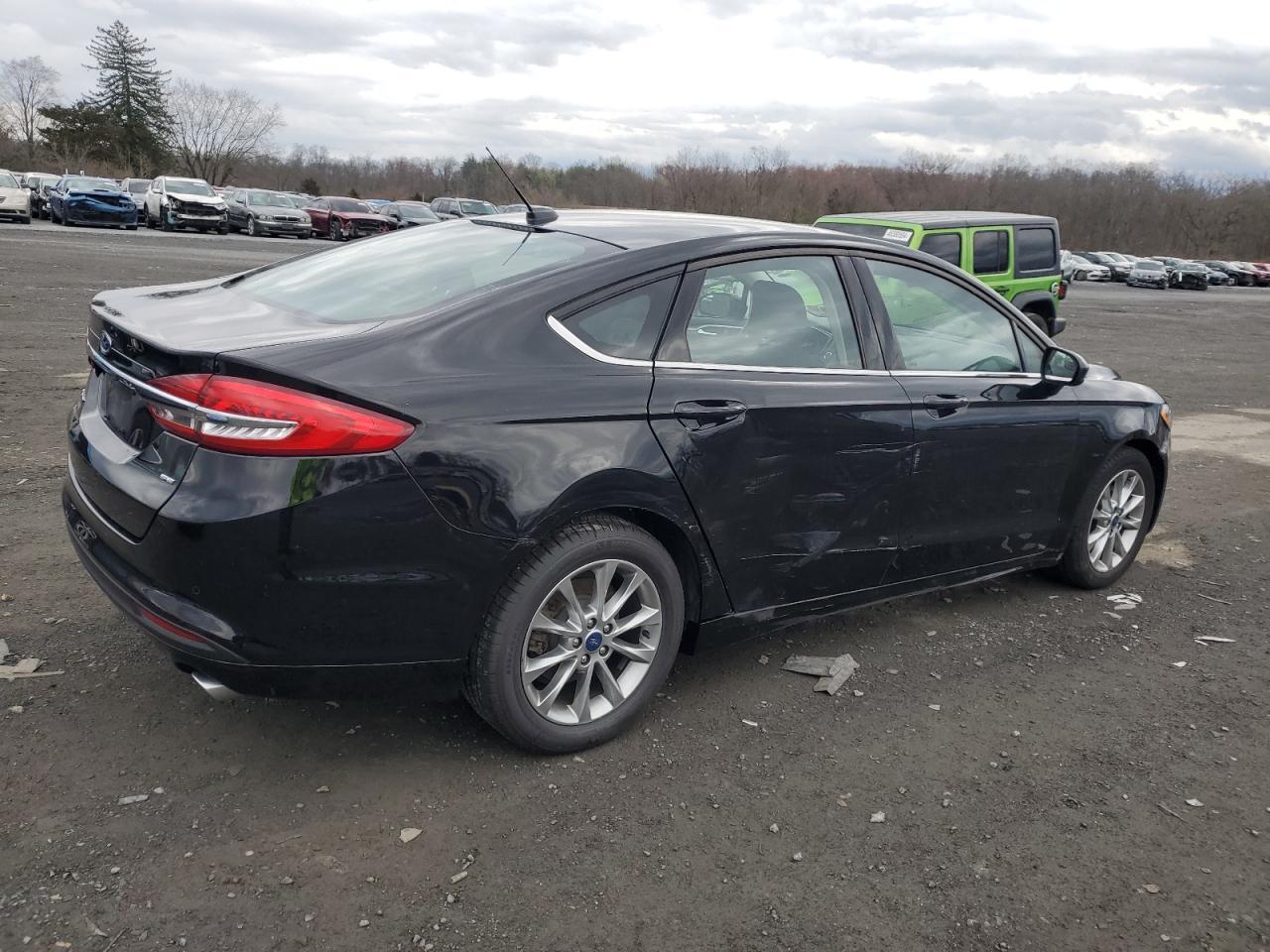 2017 FORD FUSION SE - Фото 3