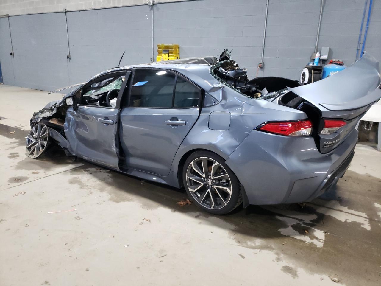 2022 TOYOTA COROLLA SE - Image 2
