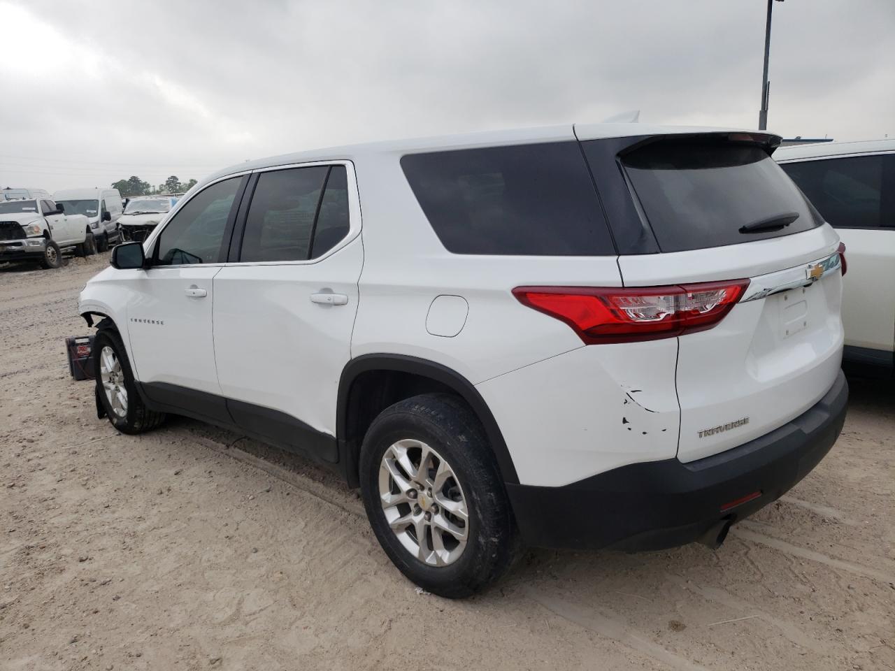2020 CHEVROLET TRAVERSE L - Фото 2
