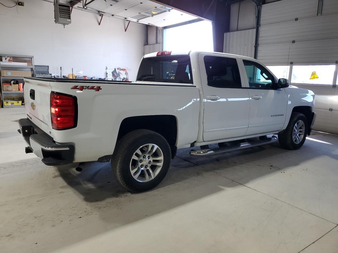 2018 CHEVROLET SILVERADO - Фото 3
