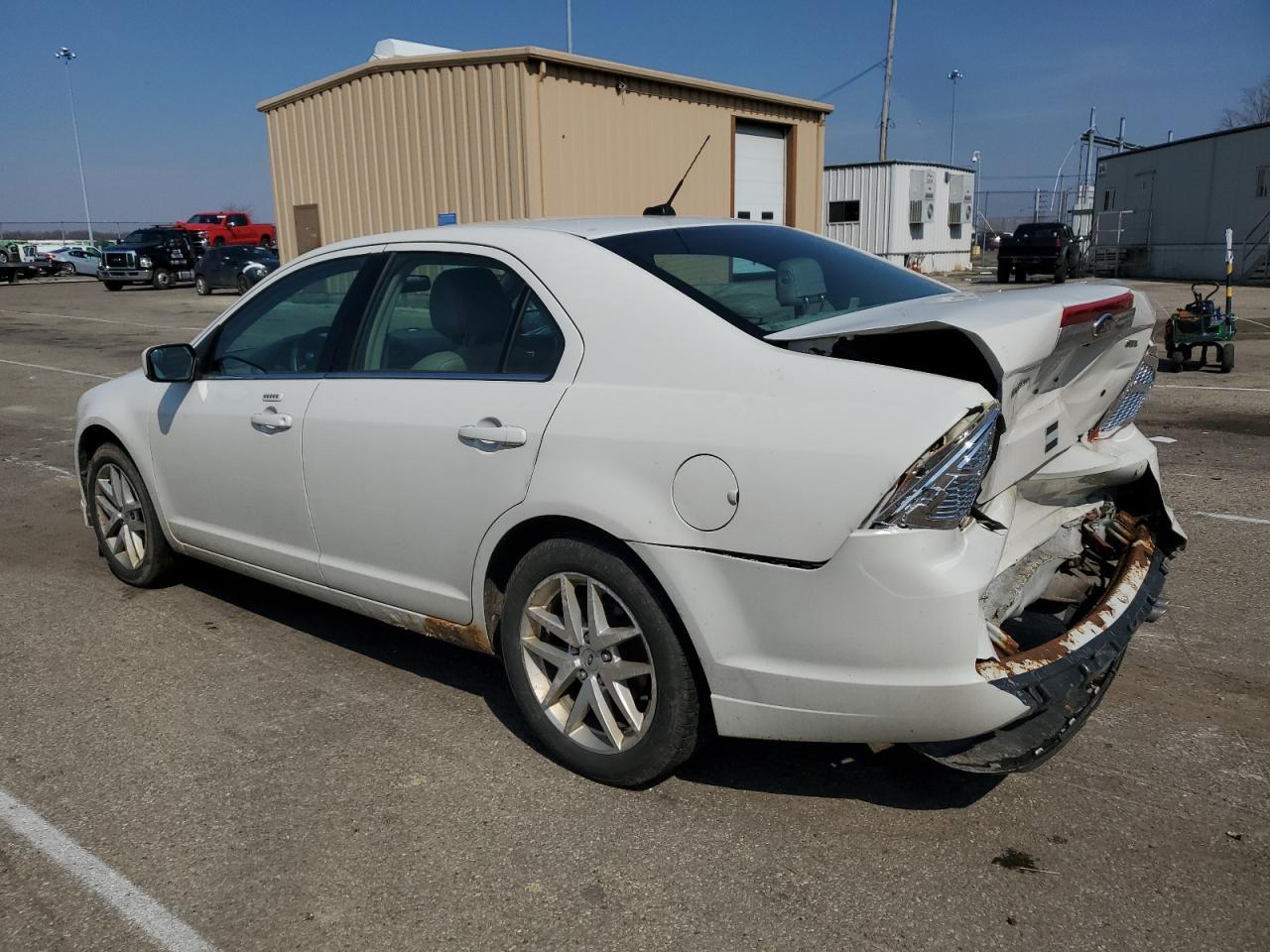 2012 FORD FUSION SEL - Фото 2