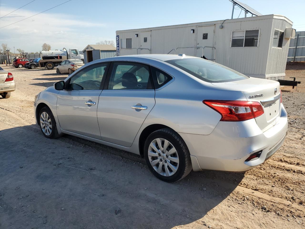 2016 NISSAN SENTRA S - Фото 2