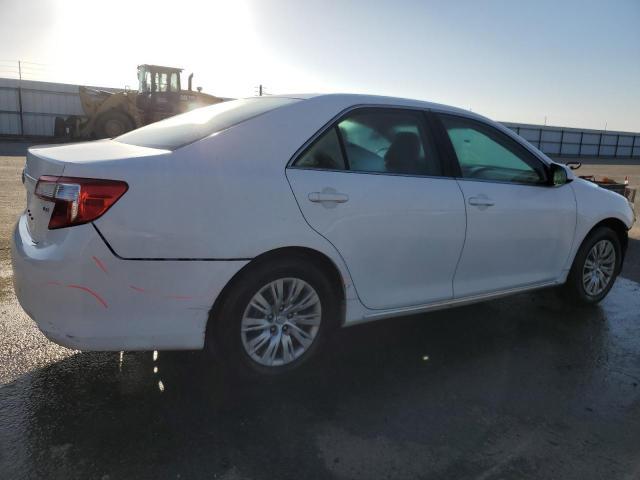 2013 Toyota Camry L - Фото 3