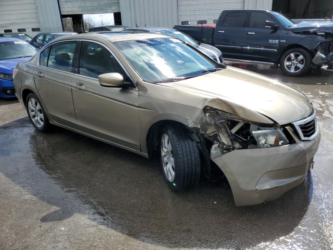 2010 HONDA ACCORD EXL - Image 4