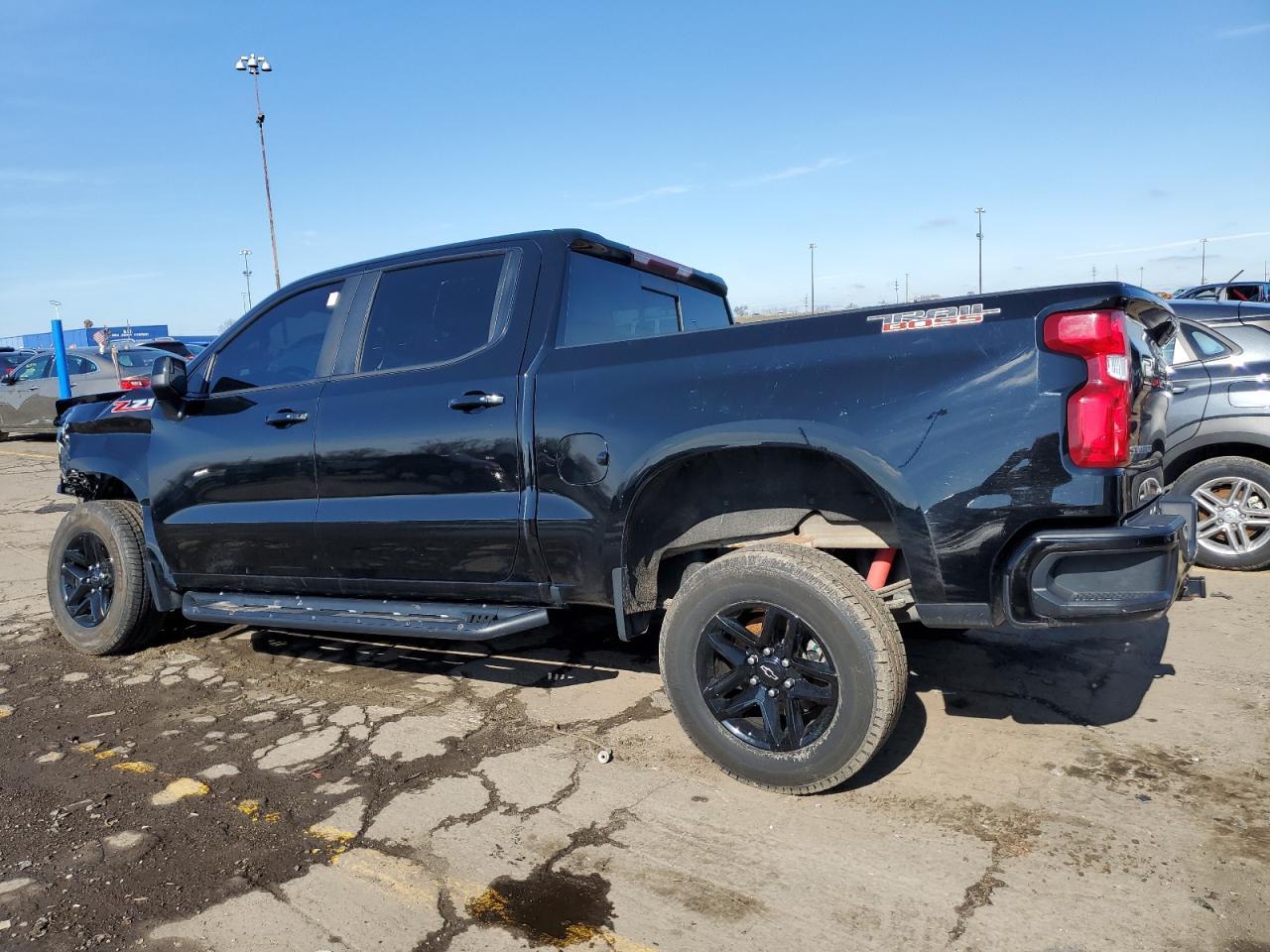 2019 CHEVROLET SILVERADO - Image 2