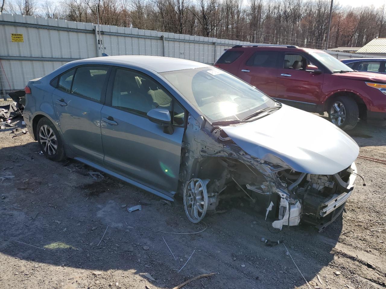 2021 TOYOTA COROLLA LE - Image 4