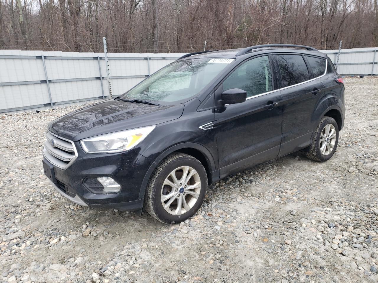 2018 FORD ESCAPE SE car image