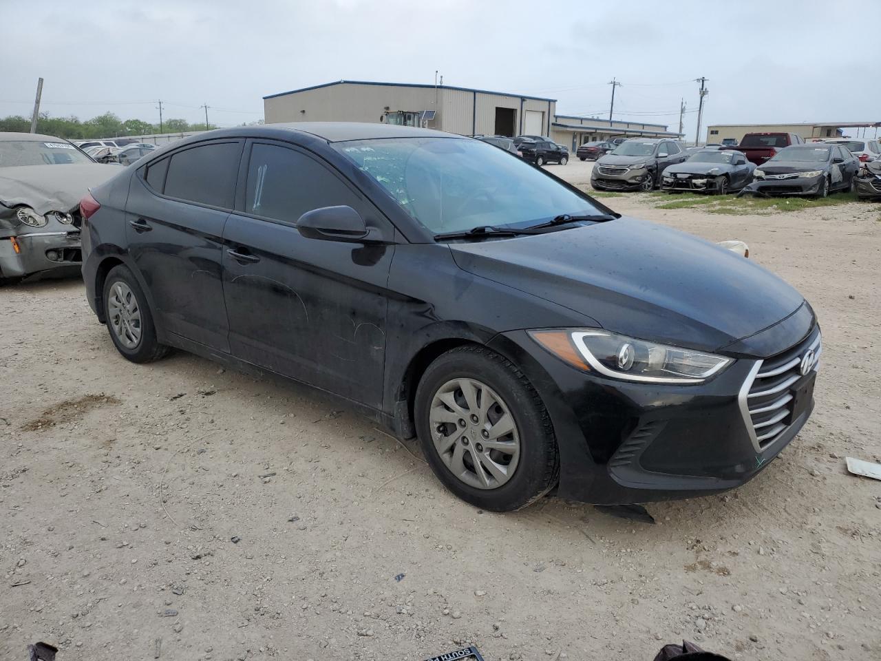 2018 HYUNDAI ELANTRA SE - Image 4