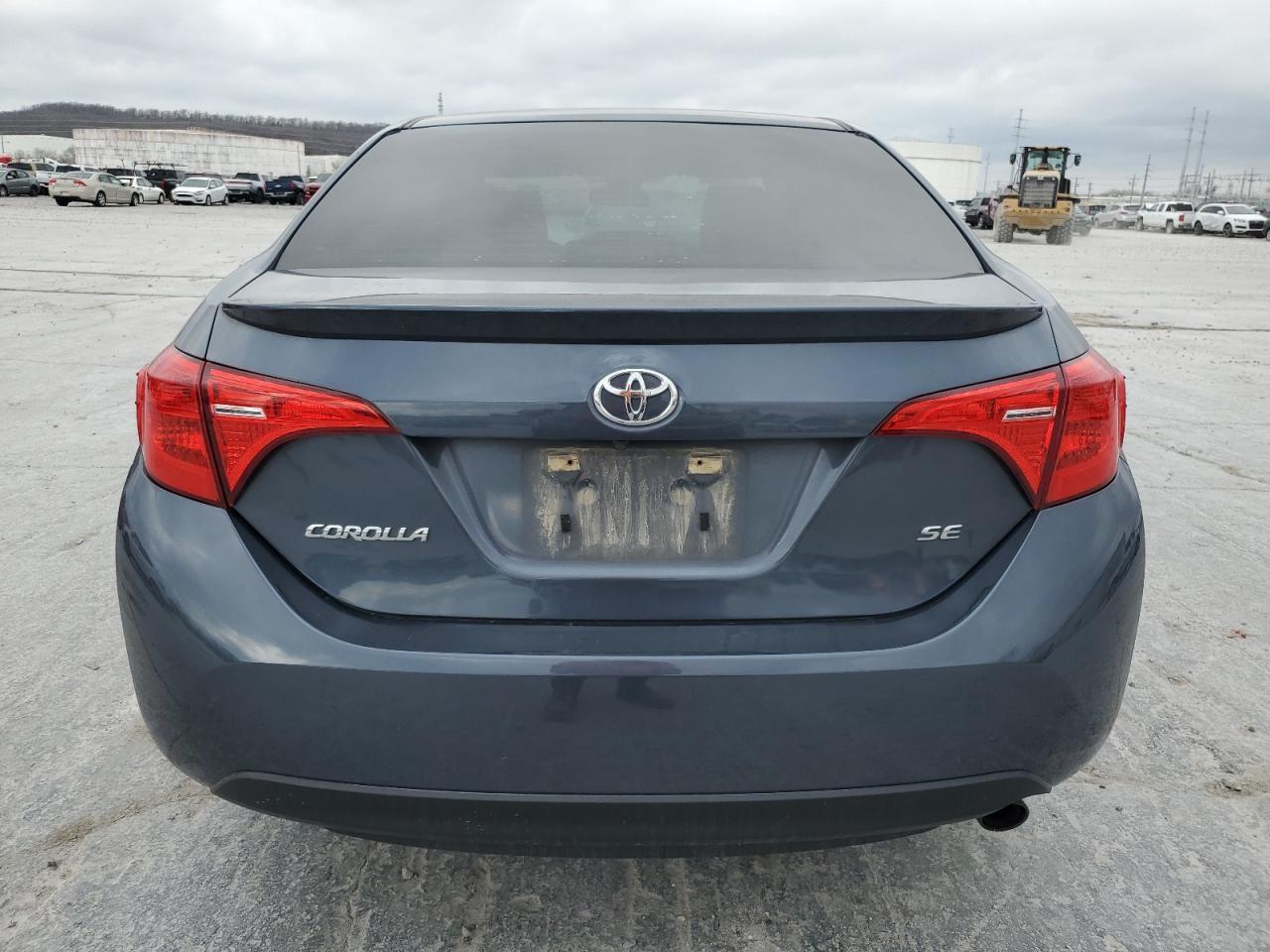 2019 TOYOTA COROLLA L - Фото 6