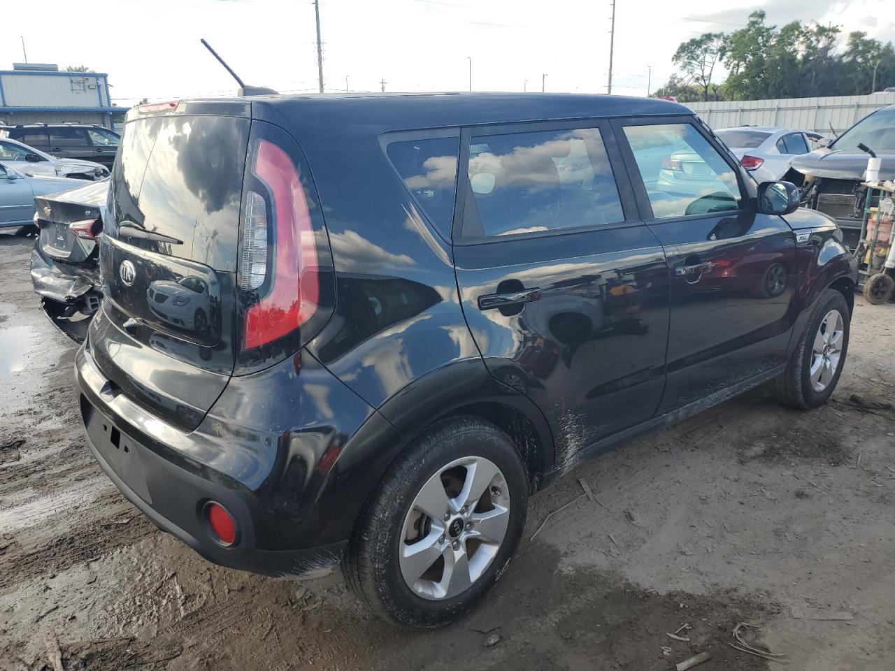 2019 KIA SOUL - Image 3