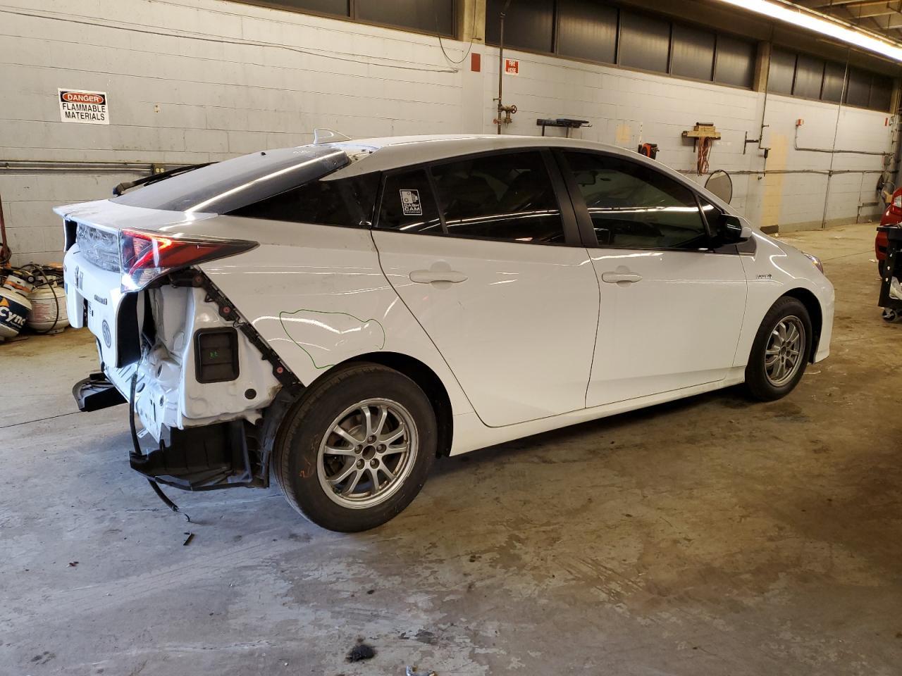 2016 TOYOTA PRIUS - Image 3