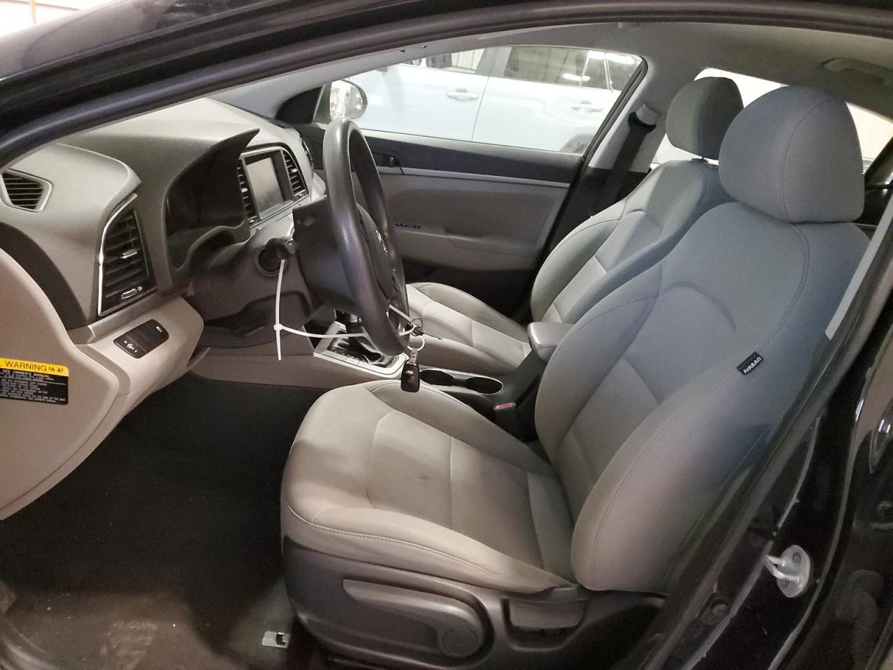 2017 HYUNDAI ELANTRA SE - Фото 7