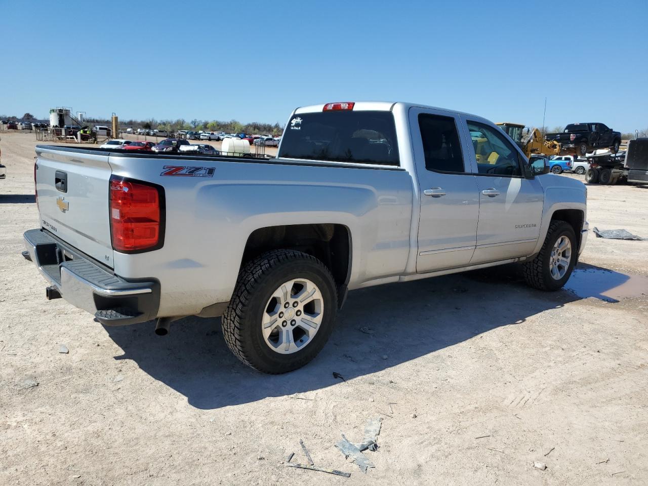 2015 CHEVROLET SILVERADO - Image 3