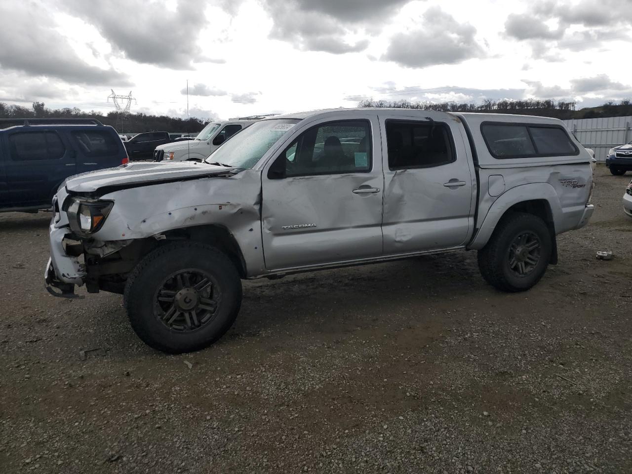2013 TOYOTA TACOMA DOU