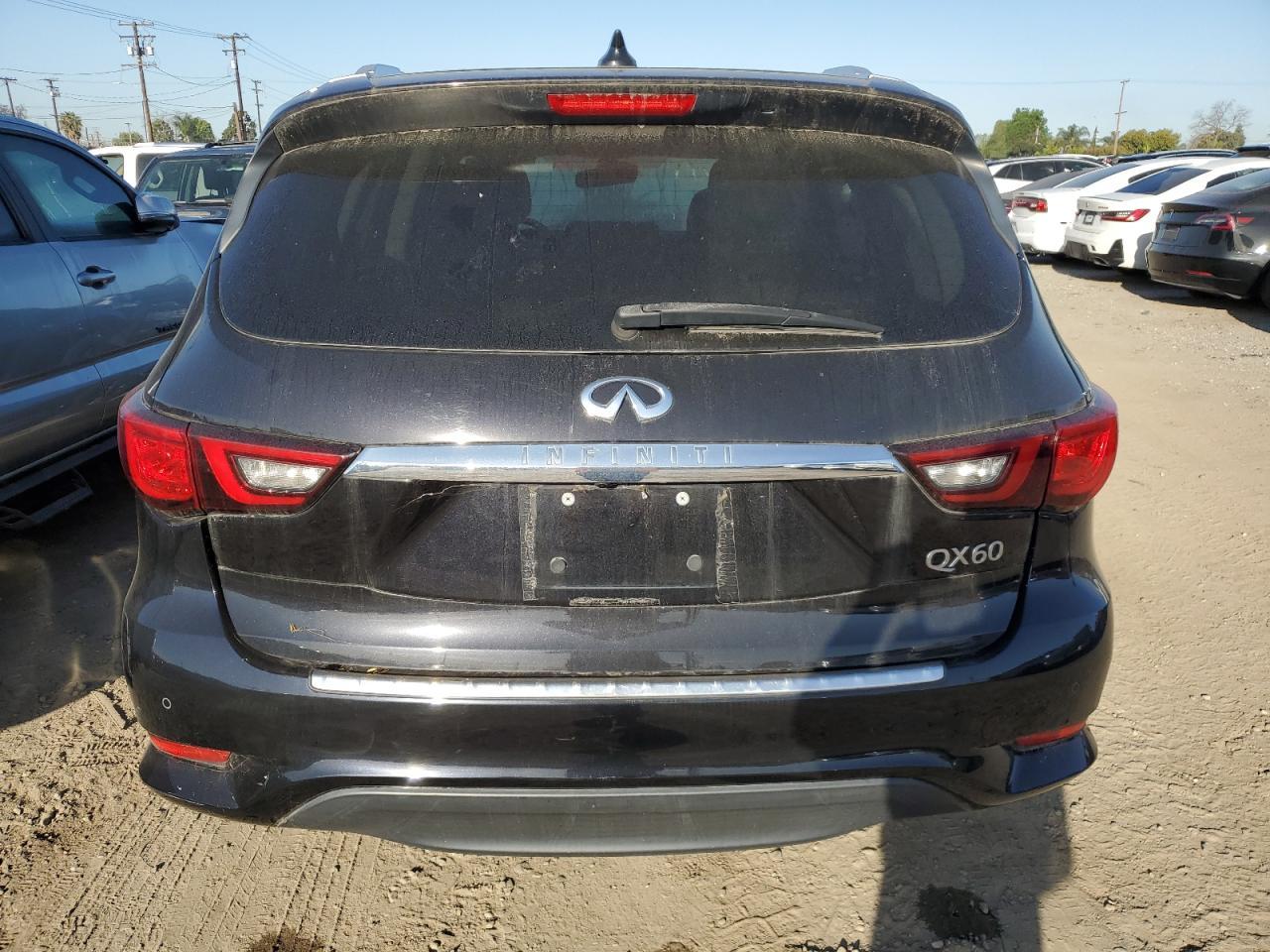 2019 INFINITI QX60 LUXE - Image 6