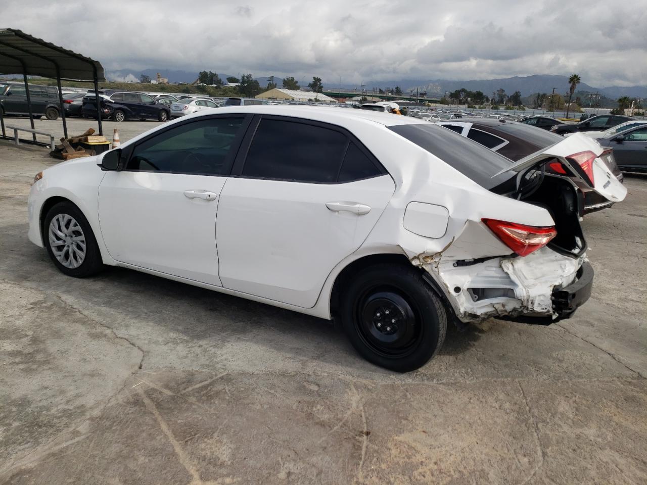2019 TOYOTA COROLLA L - Image 2