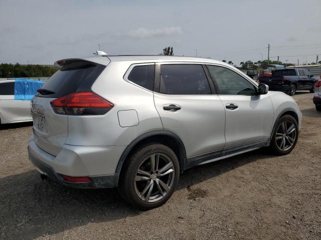 2017 Nissan Rogue S - Image 3