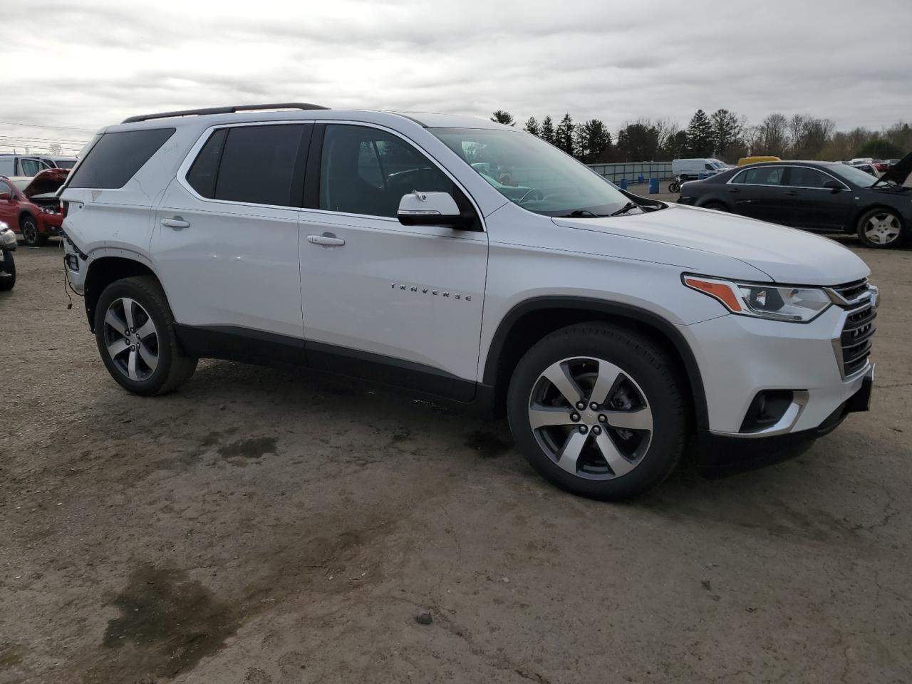 2021 CHEVROLET TRAVERSE L - Фото 4