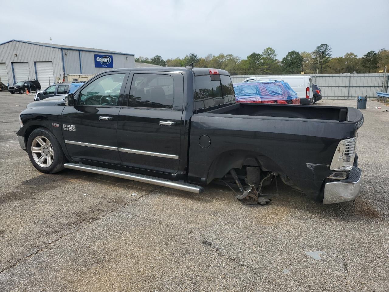 2014 RAM 1500 LONGH - Фото 2
