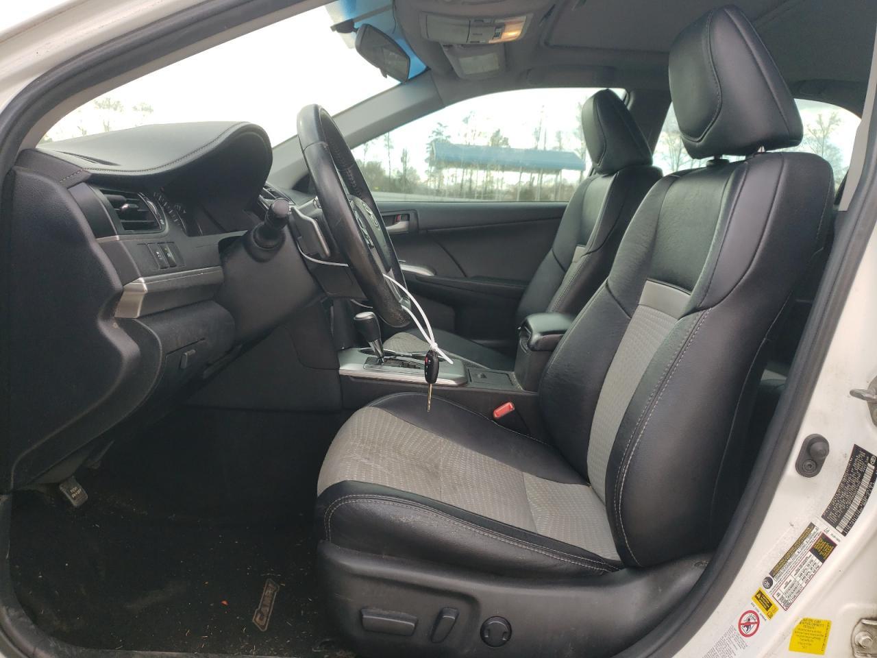 2014 TOYOTA CAMRY L - Image 7