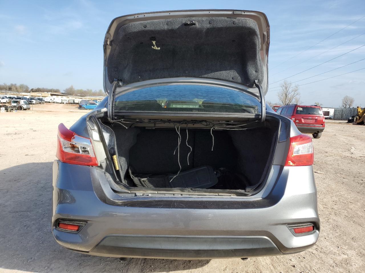 2017 NISSAN SENTRA S - Фото 6